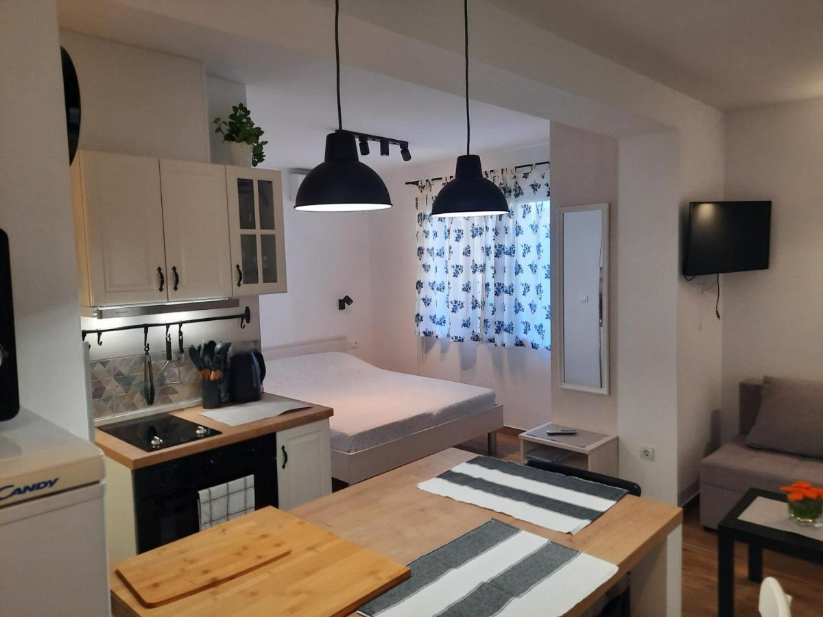 Manda Ljubetic Lägenhet Sutivan Exteriör bild